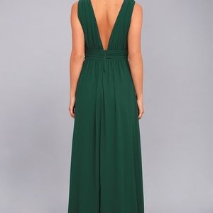 LULU’S FOREST GREEN MAXI DRESS